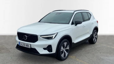 Volvo XC40 2.0 B3 G Plus Dark Auto