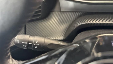 Peugeot 2008 Allure Pack BlueHDI 81kW (110CV)