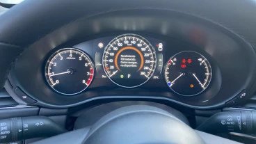 Mazda3 2.5L E-SKY G MHEV 103kW Centre-line