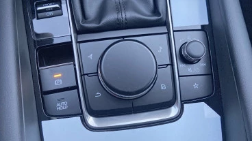 Mazda3 2.5L E-SKY G MHEV 103kW Centre-line