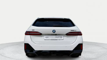 BMW i5 eDrive40