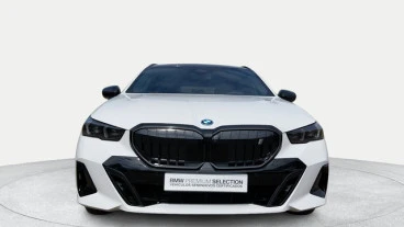 BMW i5 eDrive40