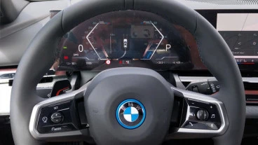 BMW i5 eDrive40