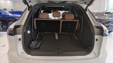 EBRO S900 PHEV 1.5 TGDI 3DHT 4X4 Luxury