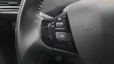 Peugeot 308 5p Style BlueHDi 75KW (100CV)