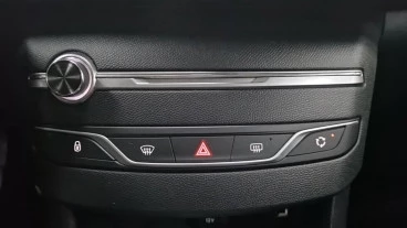 Peugeot 308 5p Style BlueHDi 75KW (100CV)