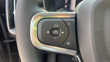 Volvo XC40 2.0 B3 G Core Auto