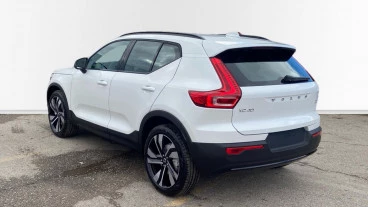 Volvo XC40 2.0 B3 G Plus Dark Auto