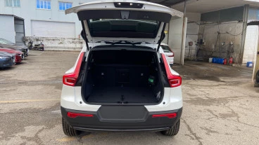 Volvo XC40 2.0 B3 G Plus Dark Auto