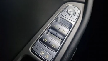 EBRO S700 1.6 TGDI Luxury 7 DCT