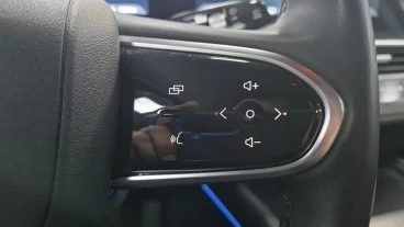 EBRO S700 1.6 TGDI Luxury 7 DCT