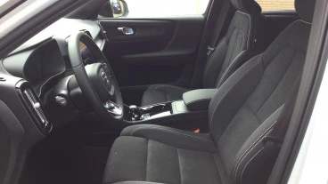 Volvo XC40 Recharge Eléctrico Plus Auto