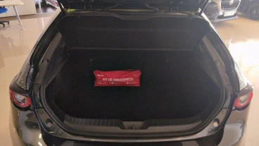 Mazda3 2.5L E-SKY G MHEV 103kW Nagisa