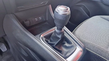 Renault Captur techno Eco-G 100cv (74 kW)