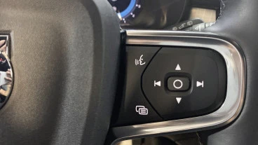 Volvo XC40 2.0 B3 G Core Auto