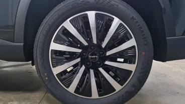 EBRO S800 1.5 TGDI PHEV Luxury E-CVT