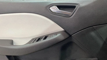 Renault Clio Equilibre TCe 67 kW (91CV)