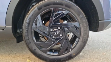 Hyundai Bayon 1.0T 66kW (90CV) Black Line
