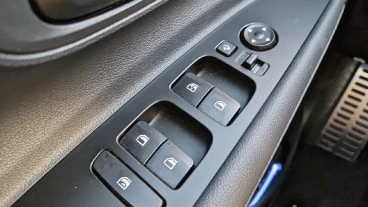 Hyundai Bayon 1.0T 66kW (90CV) Black Line