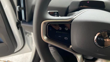 Volvo EX30 Single Motor Extended Range Plus Auto