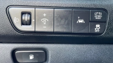 Kia Niro 1.6 GDi HEV 104kW (141CV) Drive