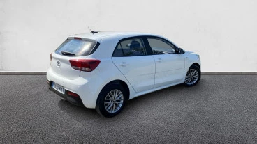 Kia Rio 1.2 CVVT 62kW (84CV) Concept