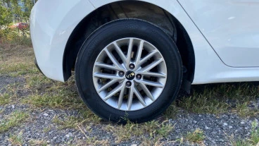 Kia Rio 1.2 CVVT 62kW (84CV) Concept