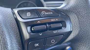 Kia Rio 1.2 CVVT 62kW (84CV) Concept