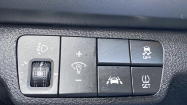 Kia Rio 1.2 CVVT 62kW (84CV) Concept