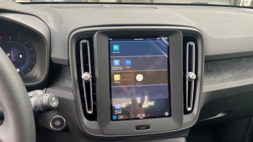 Volvo XC40 2.0 B3 G Essential Auto