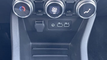Renault Clio Evolution full hybrid E-Tech 145 (103Kw)