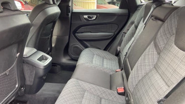 Volvo XC60 2.0 B5 G MHEV Core Auto AWD