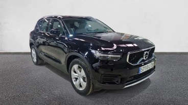 Volvo XC40 2.0 B4 G AWD Momentum Pro Auto
