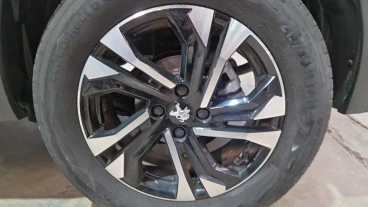 Peugeot 2008 Allure Pack Puretech 130 S&S 6 Vel. MAN