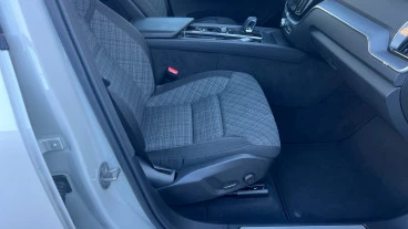 Volvo XC60 2.0 B5 G MHEV Core Auto AWD