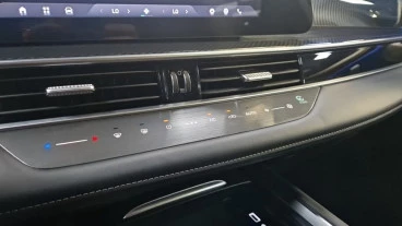 EBRO S700 1.6 TGDI Luxury 7 DCT