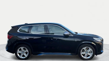 BMW iX1 xDrive30