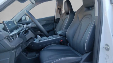 EBRO S400 1.5 DHE HEV Excellence CVT