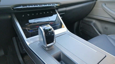 EBRO S400 1.5 DHE HEV Excellence CVT