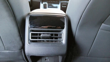 EBRO S400 1.5 DHE HEV Excellence CVT