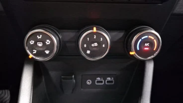 Renault Clio Evolution dCi 100 (74kw)
