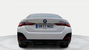 BMW i4 eDrive35