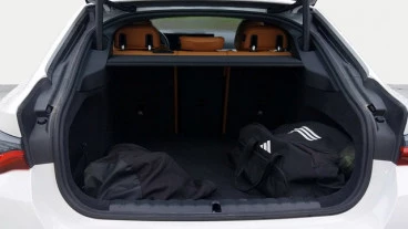 BMW i4 eDrive35