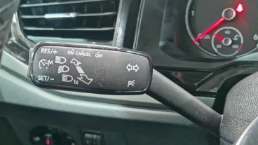 Volkswagen Polo Advance 1.6 TDI 70kW (95CV)