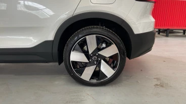 Volvo C40 Recharge Single Extended Plus Auto
