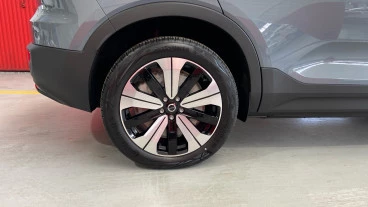 Volvo XC40 Recharge Twin Eléctrico Plus Auto AWD