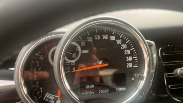 MINI COOPER 5 PUERTAS