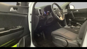 Kia Sportage 1.6 MHEV Drive 100kW (136CV) 4x2
