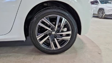 Peugeot 208 BlueHDi 73kW (100CV) Active Pack