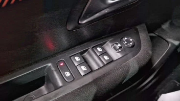 Peugeot 208 BlueHDi 73kW (100CV) Active Pack